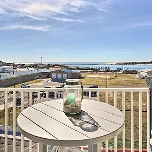  Apartment End-unit Ocean With Panoramic Views!